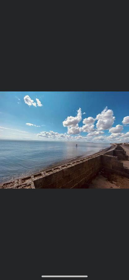 Daisychain Getaways The Perfect Place To Play And Getaway East Mersea
